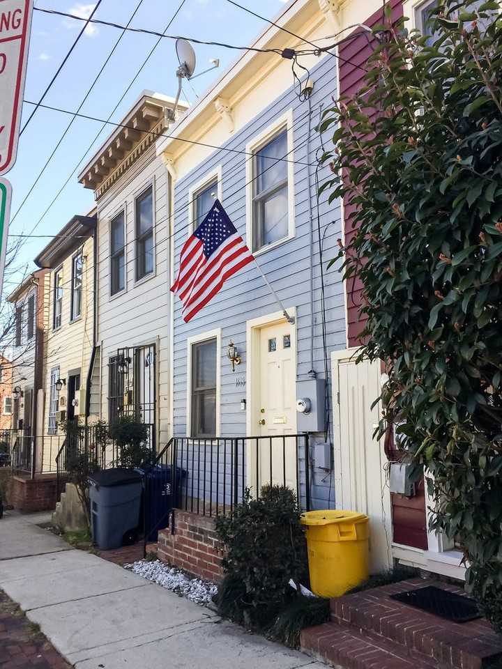1118 Princess St - Photo 3 of 21