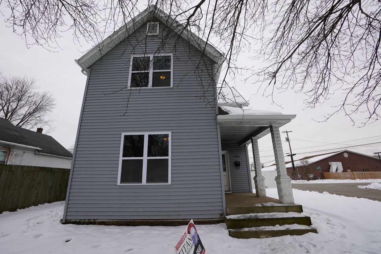 1701 Pierce St - Photo 3 of 24