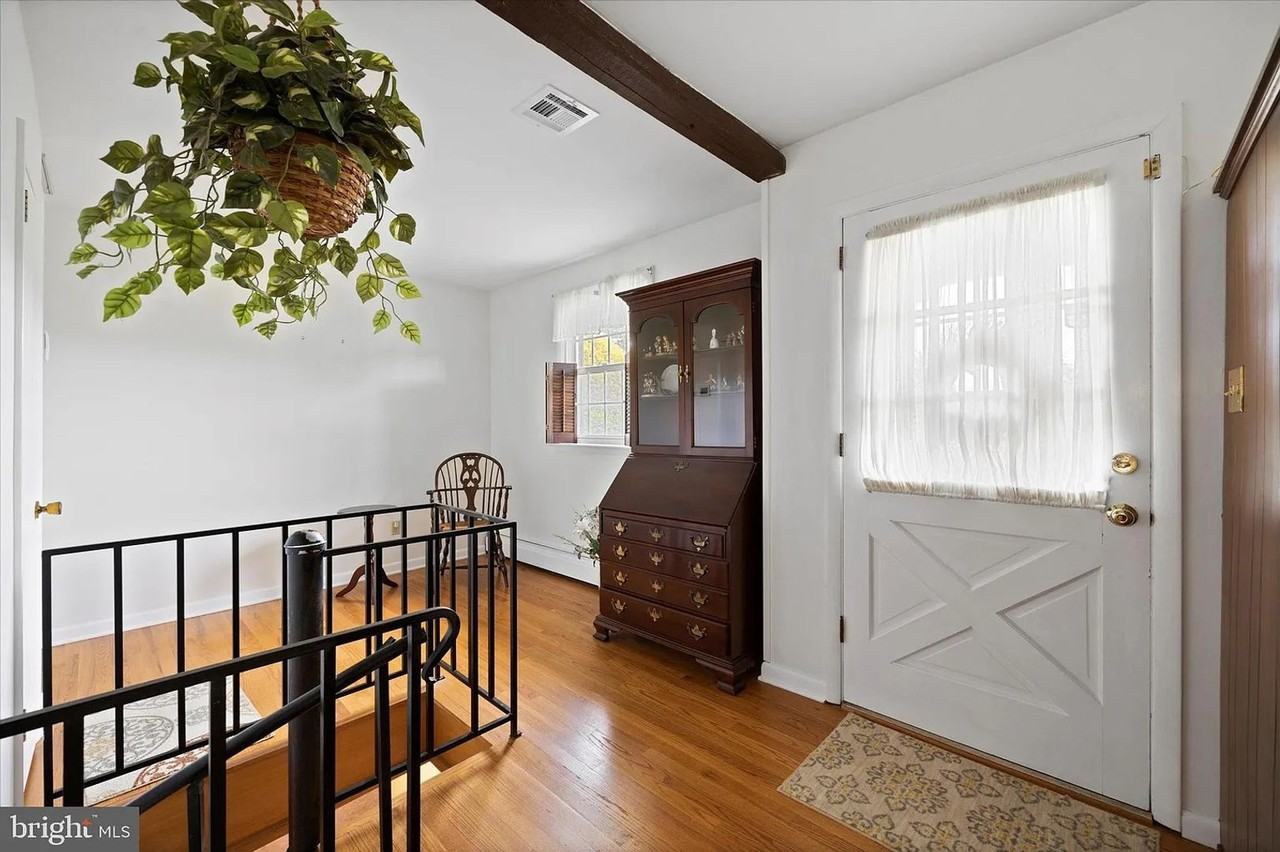 128 Morris Rd - Photo 3 of 37