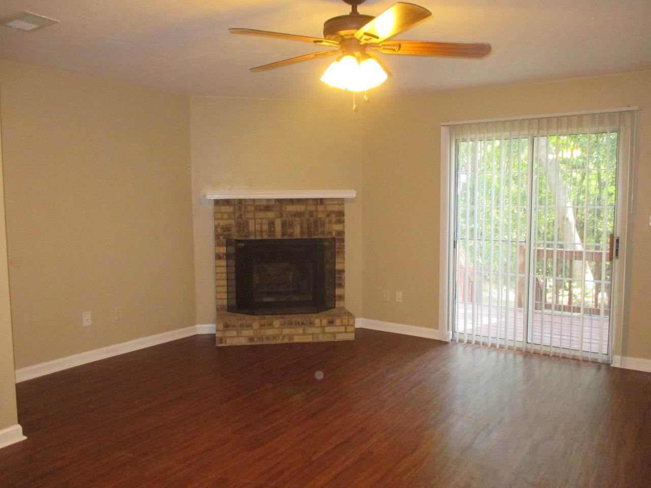 1569 Jacks Dr - Photo 7 of 15