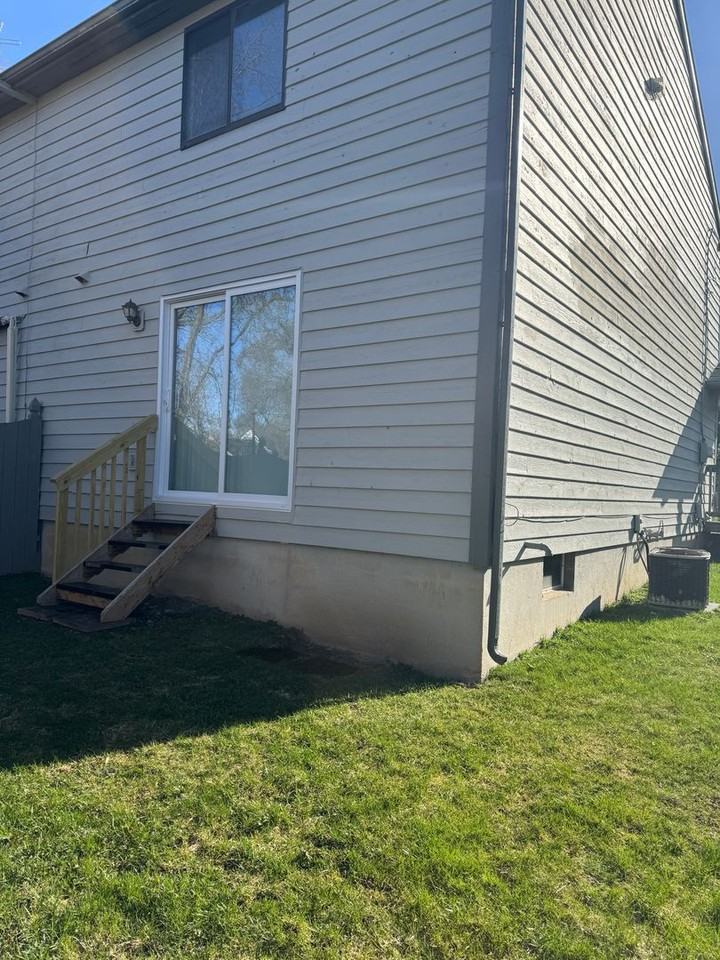 323 Gillespie Ave - Photo 4 of 27