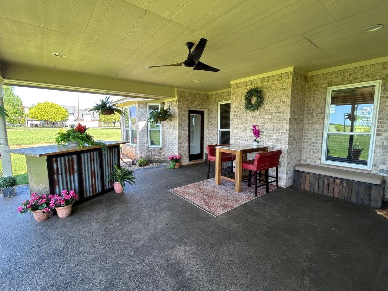 1841 Old Ranch Rd - Photo 3 of 46