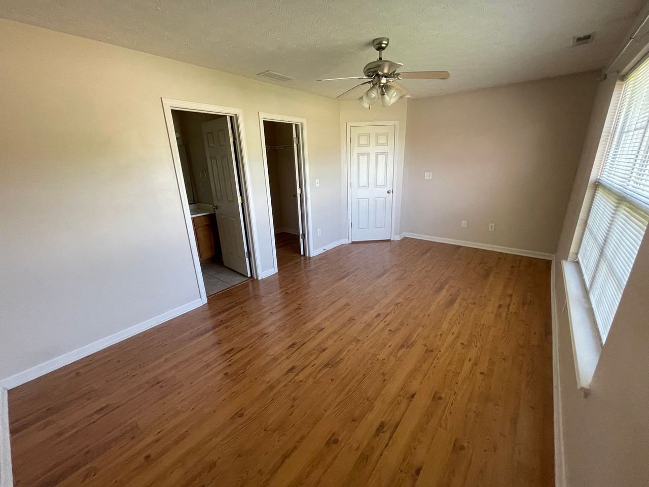 3129 Cirrus Ct - Photo 3 of 15