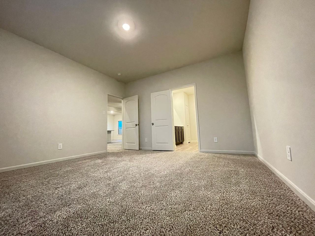 104 Caboose Ct - Photo 3 of 25