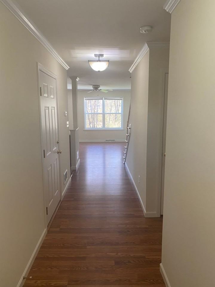 106 Millstone Dr - Photo 2 of 22