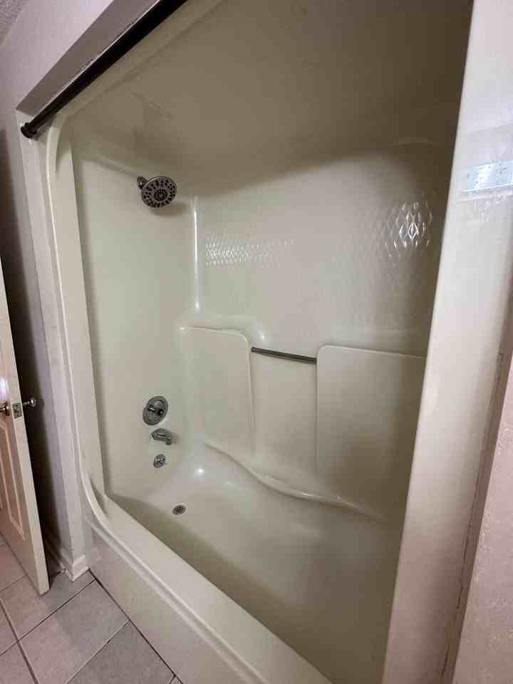 103 Bobolink Dr - Photo 5 of 16