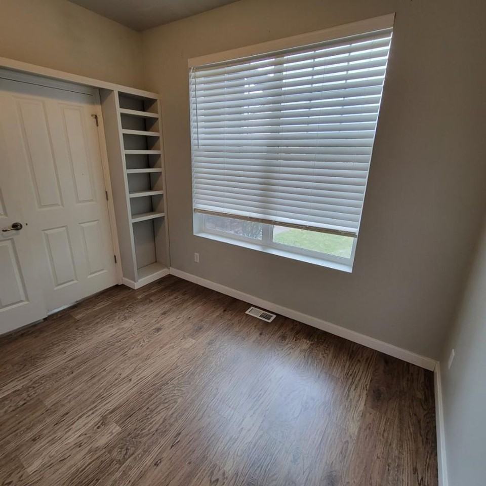 3520 Preston St Ne - Photo 6 of 30