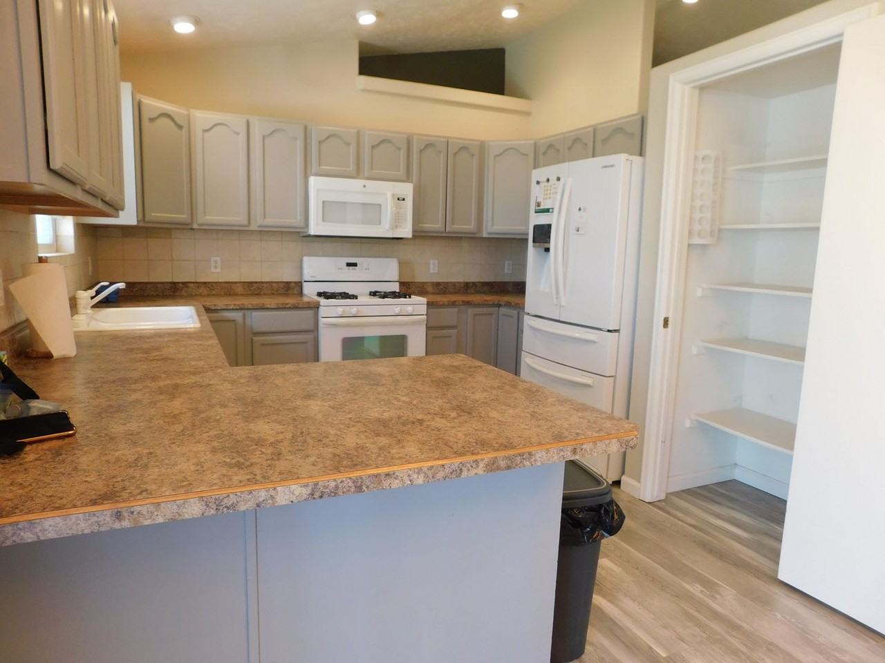 502 Garnet - Photo 6 of 22