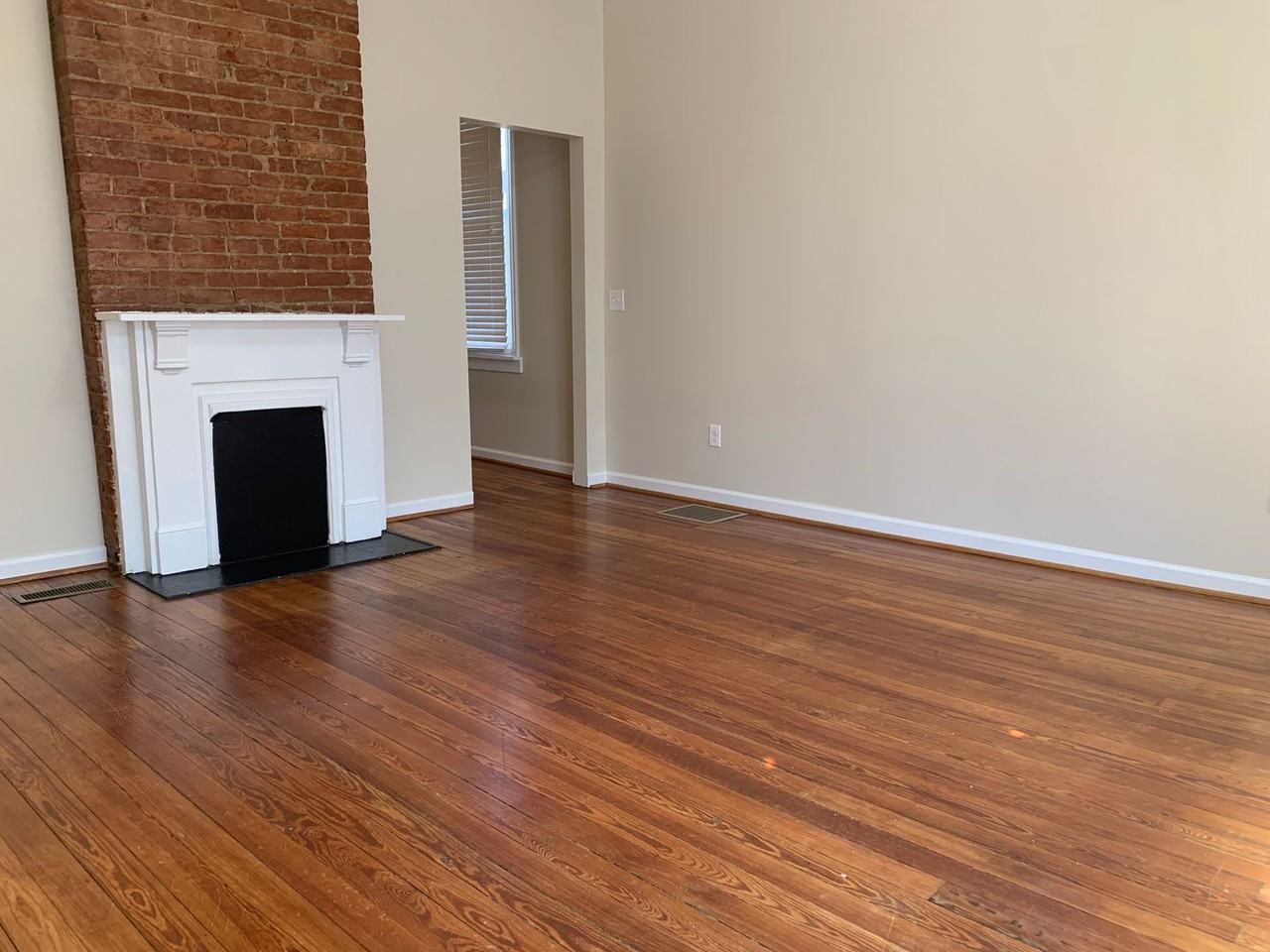 1319 Winter Ave - Photo 3 of 14