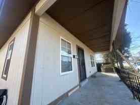 1446 N Hollywood St - Photo 1 of 1