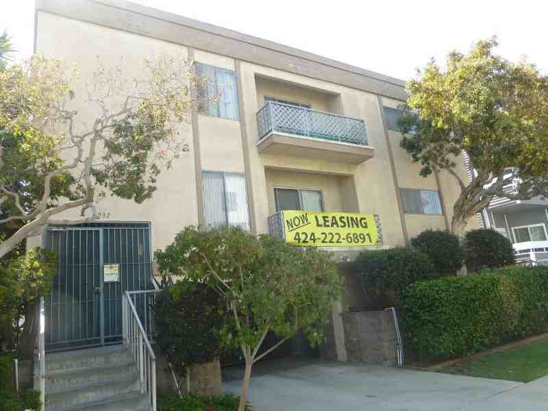 11932 Courtleigh Drive #7 - Photo 5 of 9