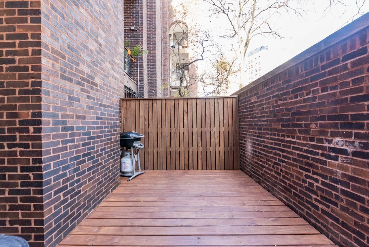 1750 N Wells St #106 - Photo 2 of 13