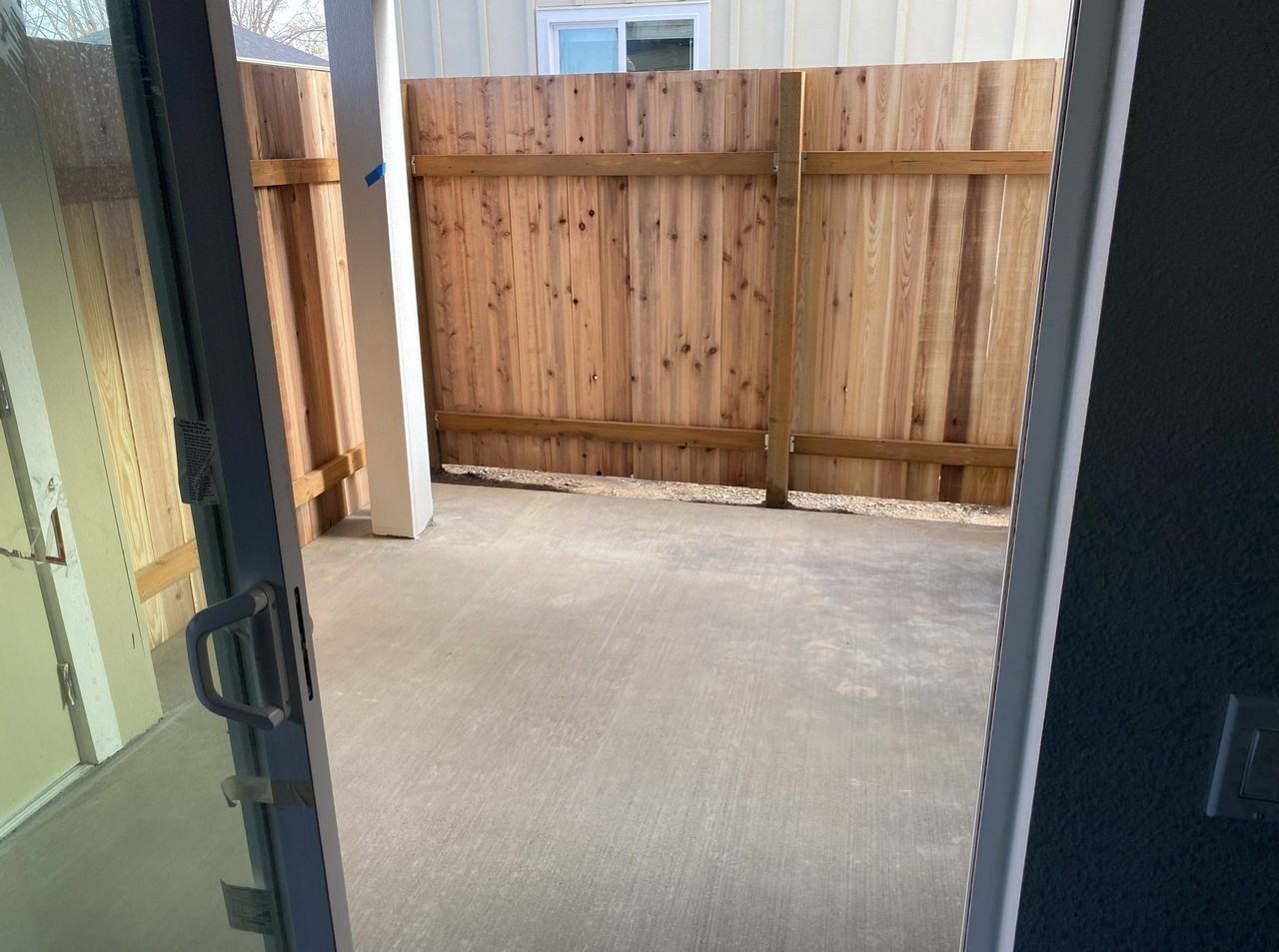 Queen Court Apartments - Photo 7 of 45