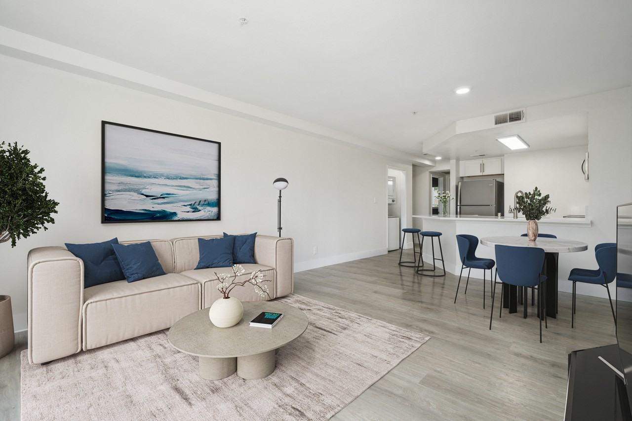 Newport Palms Apartments - Photo 5 of 76