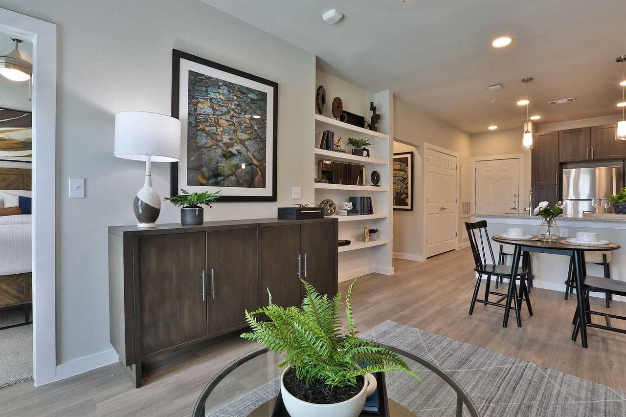 The Devereaux - Photo 5 of 38