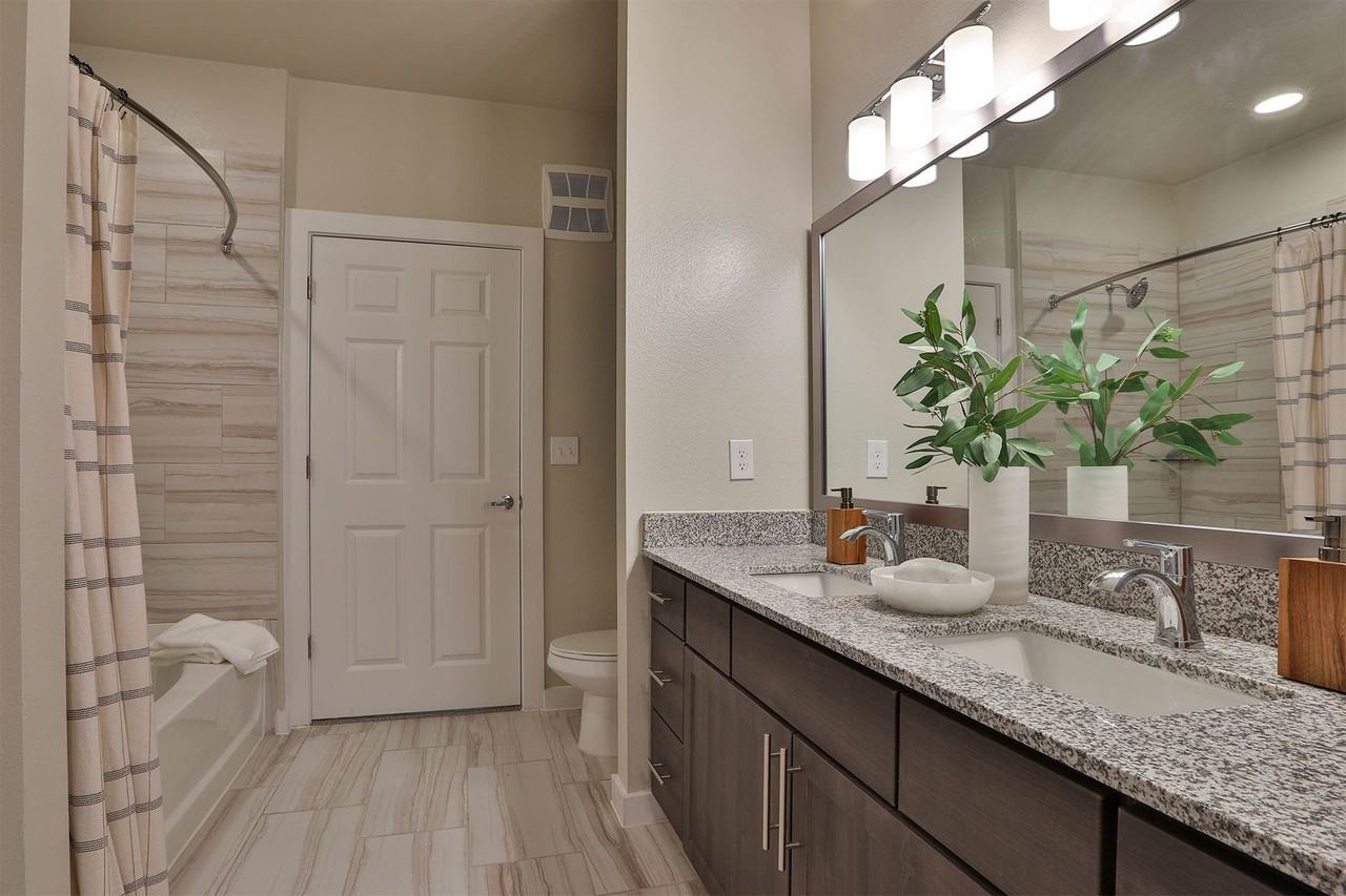 The Devereaux - Photo 6 of 38