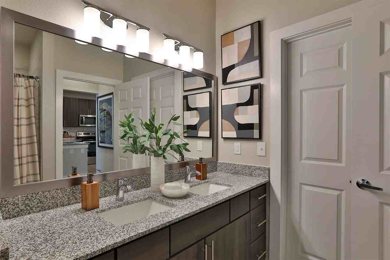 The Devereaux - Photo 7 of 38