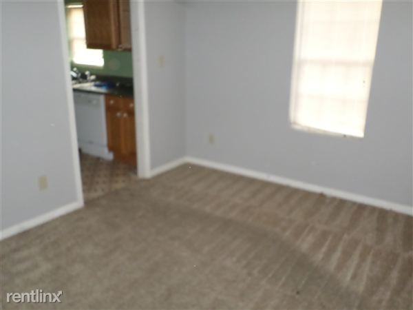 8655 Loomis Rd - Photo 2 of 8