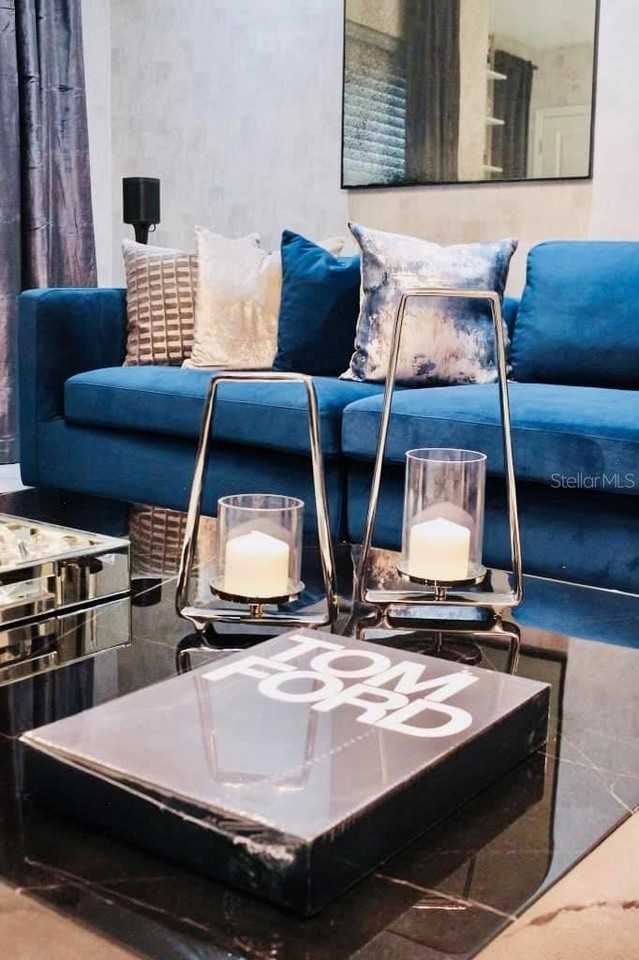 711 N Rome Ave - Photo 4 of 17