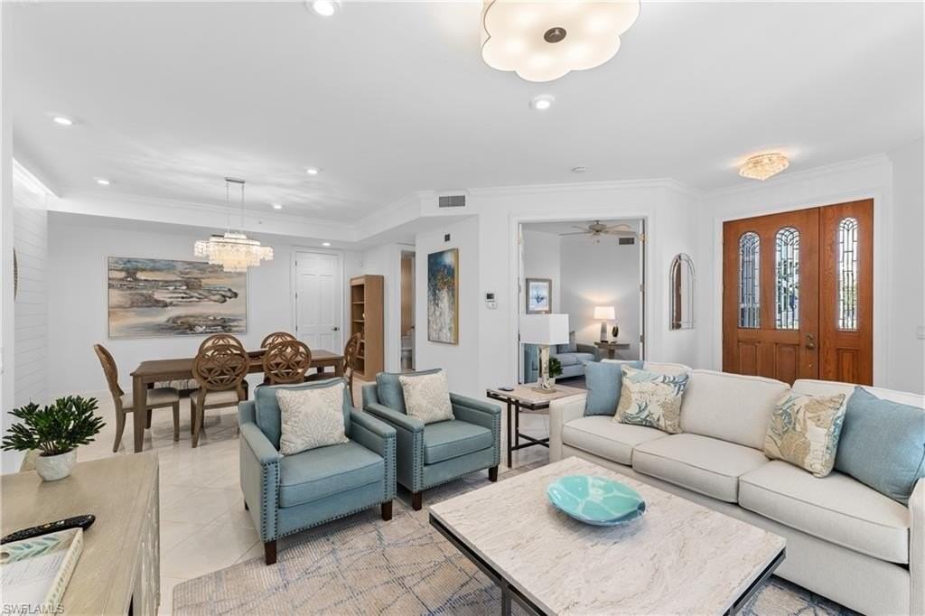 193 Colonade Circle #1506 - Photo 6 of 24