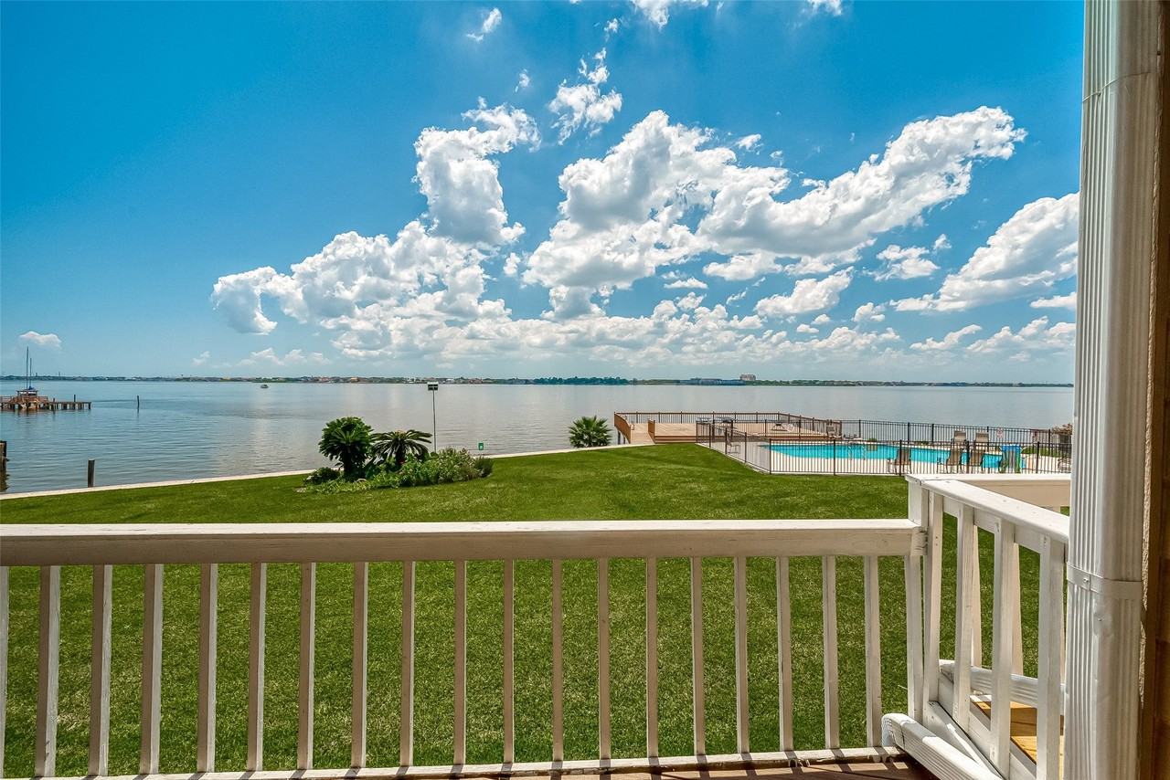 10 Mariner Village Dr - Photo 6 of 44