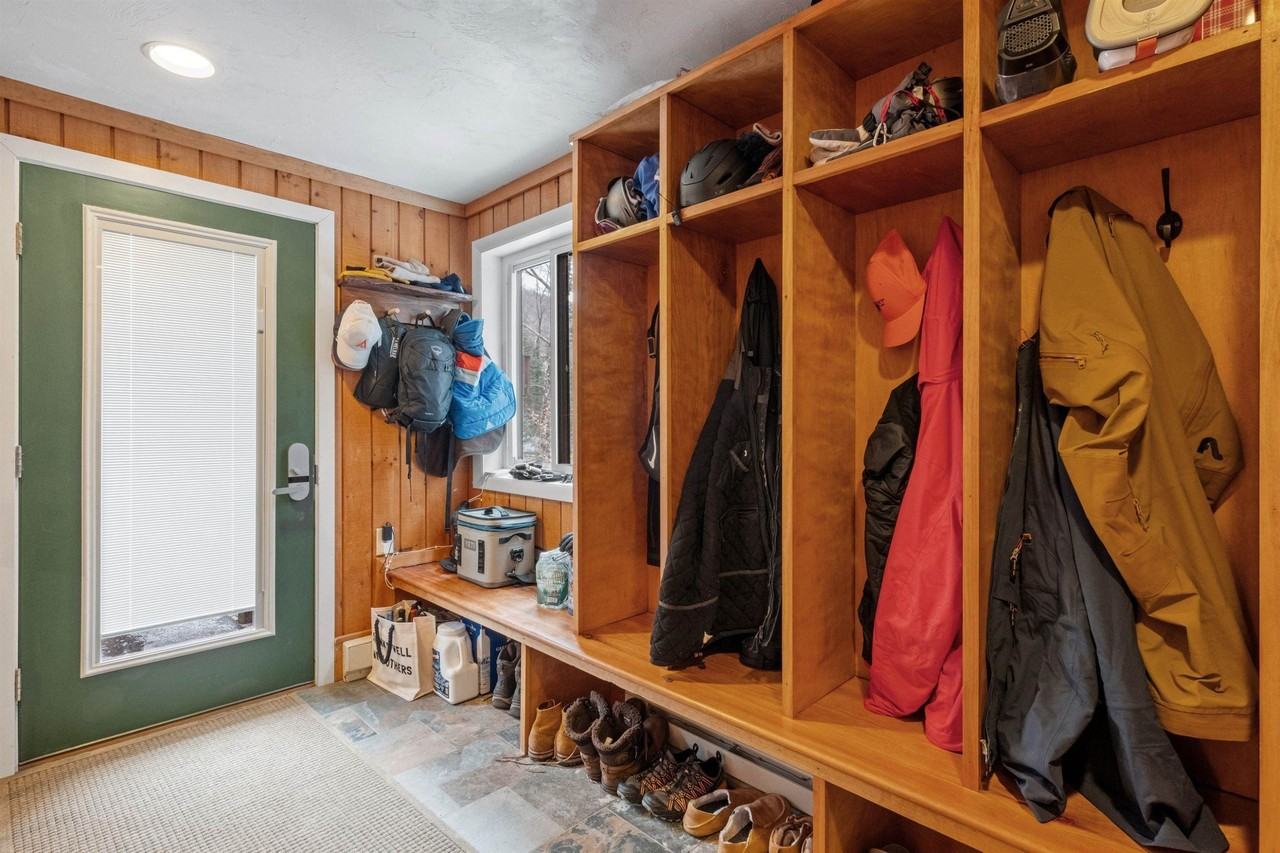 5 Rachel Court - Photo 3 of 44