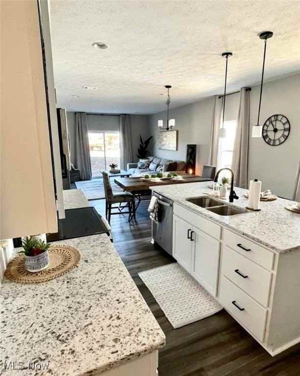 1368 Maple Grove Ln - Photo 6 of 21