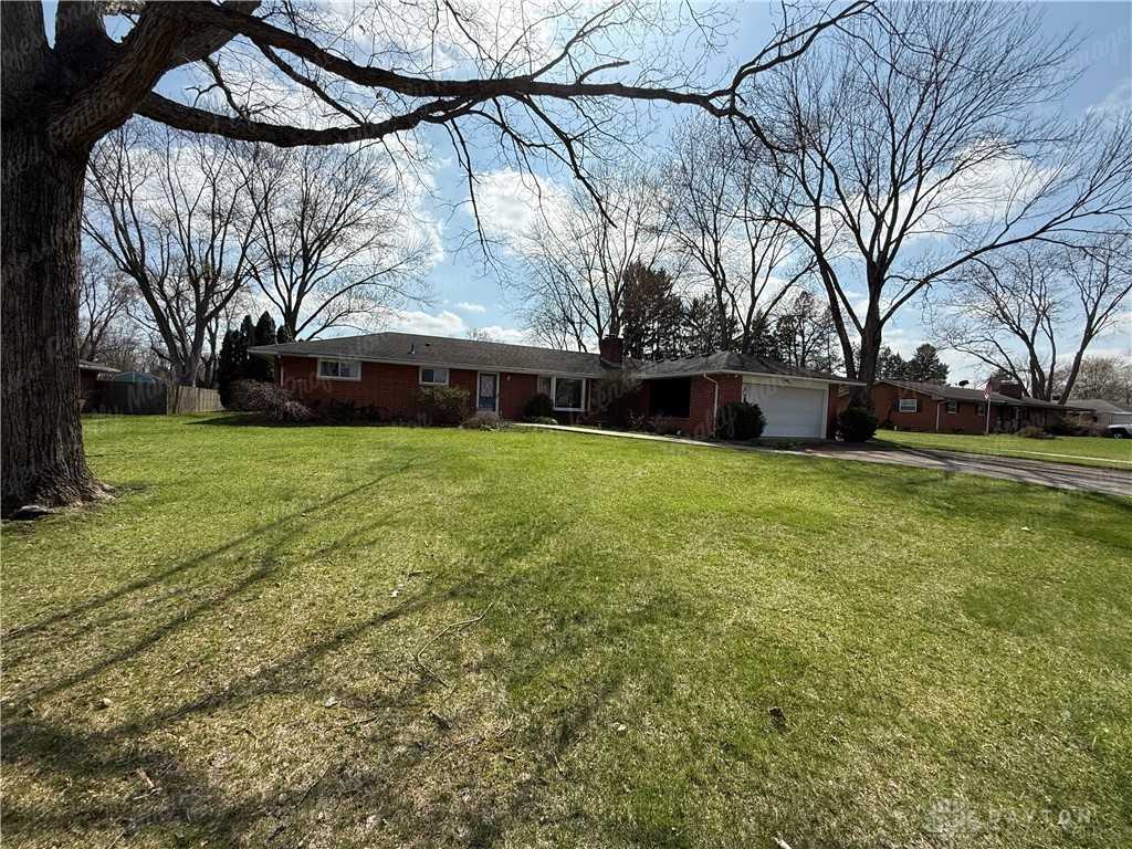 783 Fawcett Dr - Photo 3 of 50