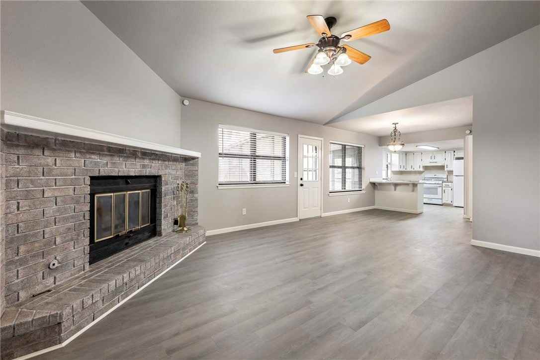 3807 W Olive St - Photo 4 of 24