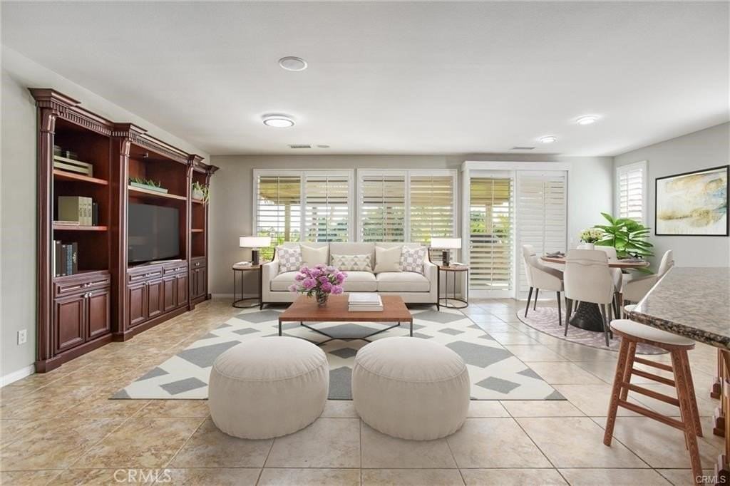 60310 Desert Rose Drive - Photo 4 of 11