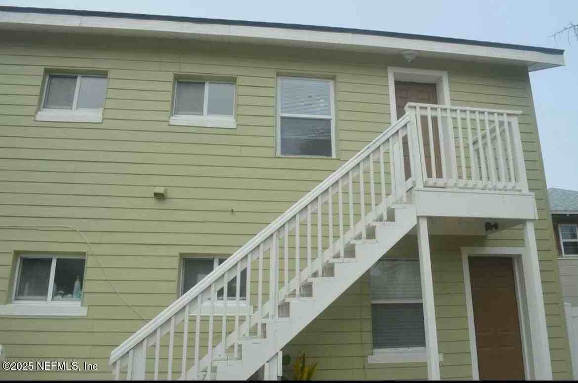 114 6 S Avenue #3 - Photo 4 of 12