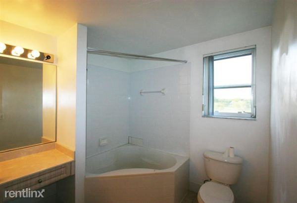 Wellington Trace/Greenview Shores - Photo 2 of 6