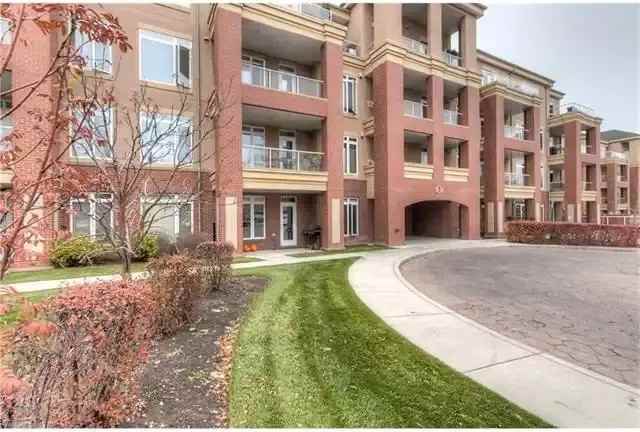 2 Hemlock Cres Sw #411 - Photo 2 of 8