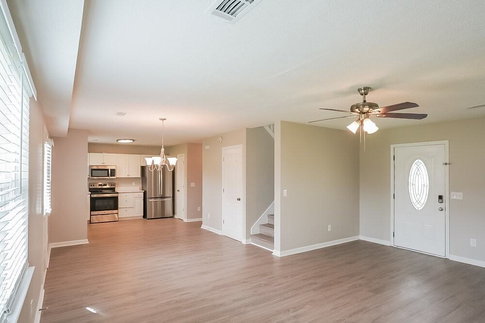 49 Melleray Ct - Photo 6 of 17