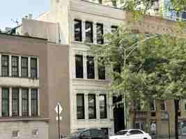 featured image of 1160 N La Salle Dr #1