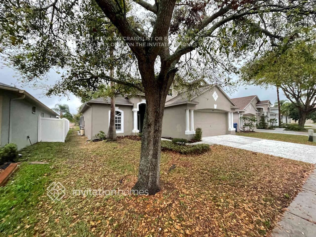 2851 Butterfly Landing Dr - Photo 3 of 22
