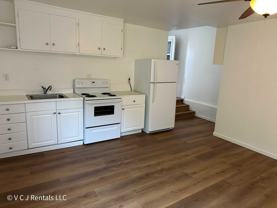 1890 Almond Ave #C - Photo 1 of 1