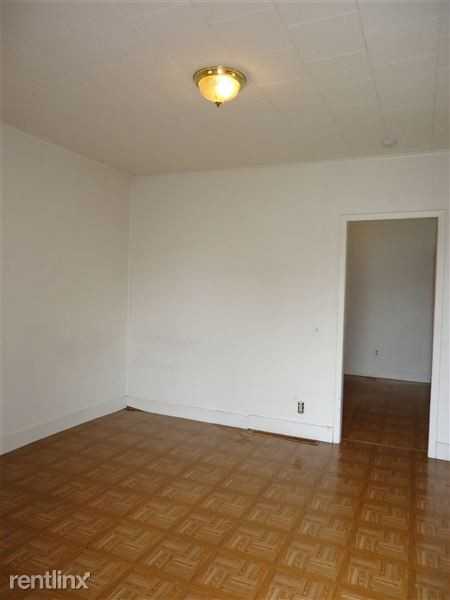 90 Grove St - Photo 2 of 8