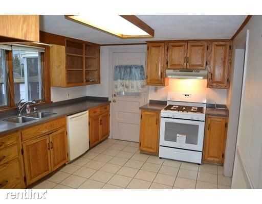 69 Lull St - Photo 3 of 12