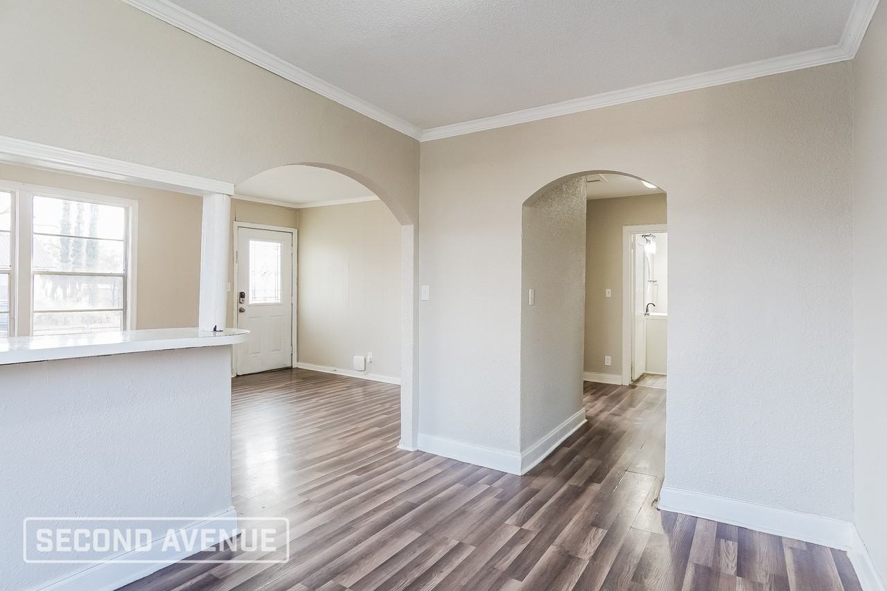 1800 Woodland Ave Sw - Photo 4 of 18