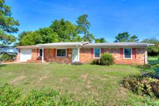 3327 Hillis Rd - Photo 1 of 1