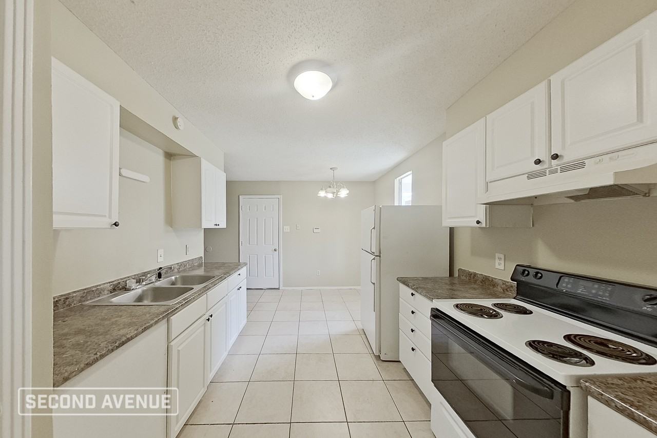 5792 Jardin Pl - Photo 7 of 27