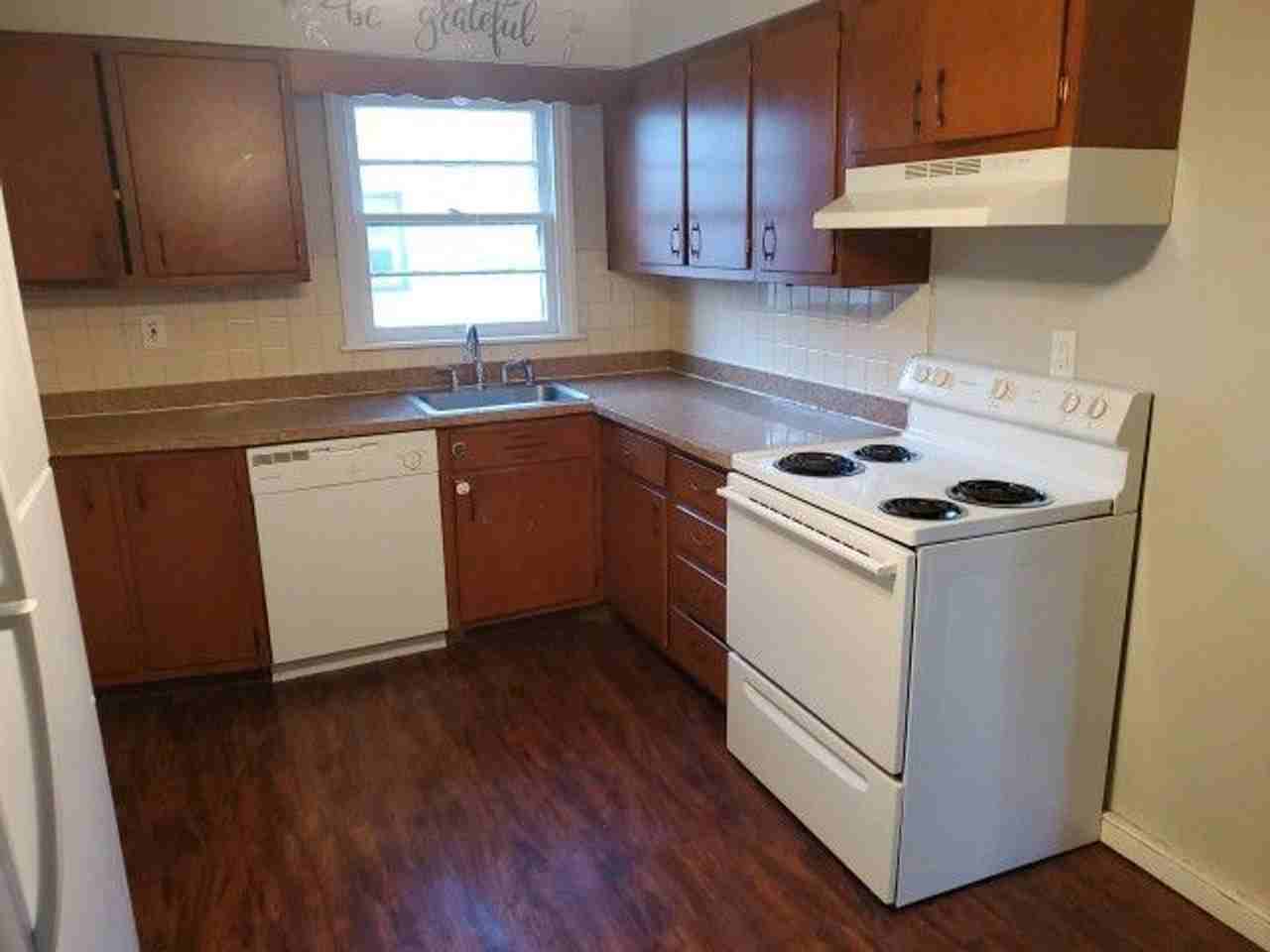 1388 Beechcrest St Nw - Photo 4 of 14