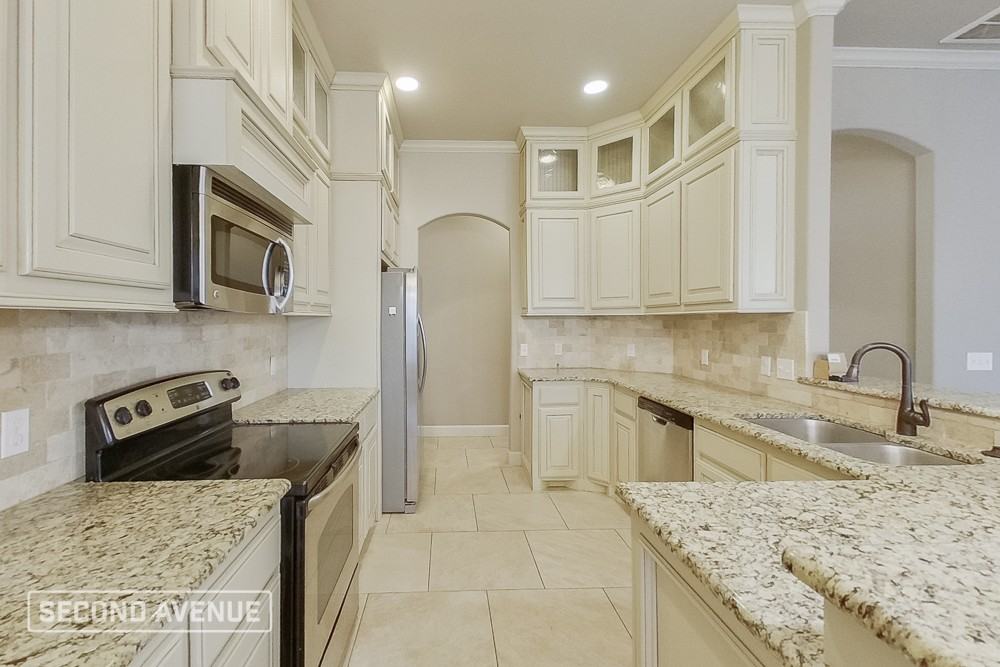 15933 Sky Run Dr - Photo 6 of 23