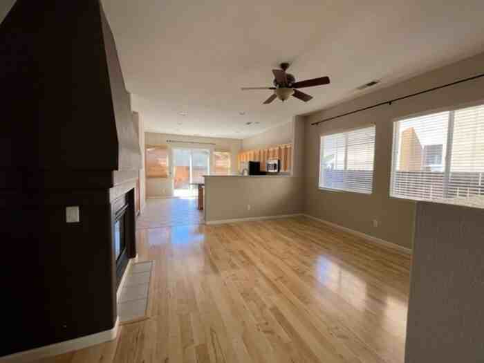 10517 Yuba Ct - Photo 2 of 16