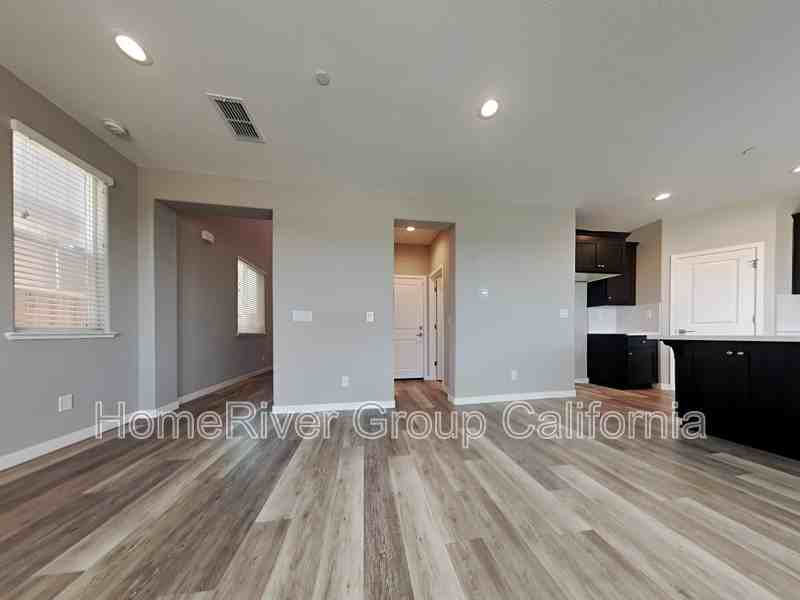 2348 Aerostar Way - Photo 2 of 24