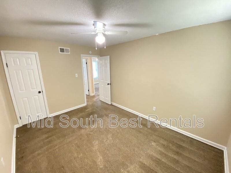 1197 Canary Ln - Photo 6 of 8