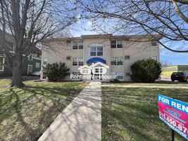 featured image of 1334 32nd St #10