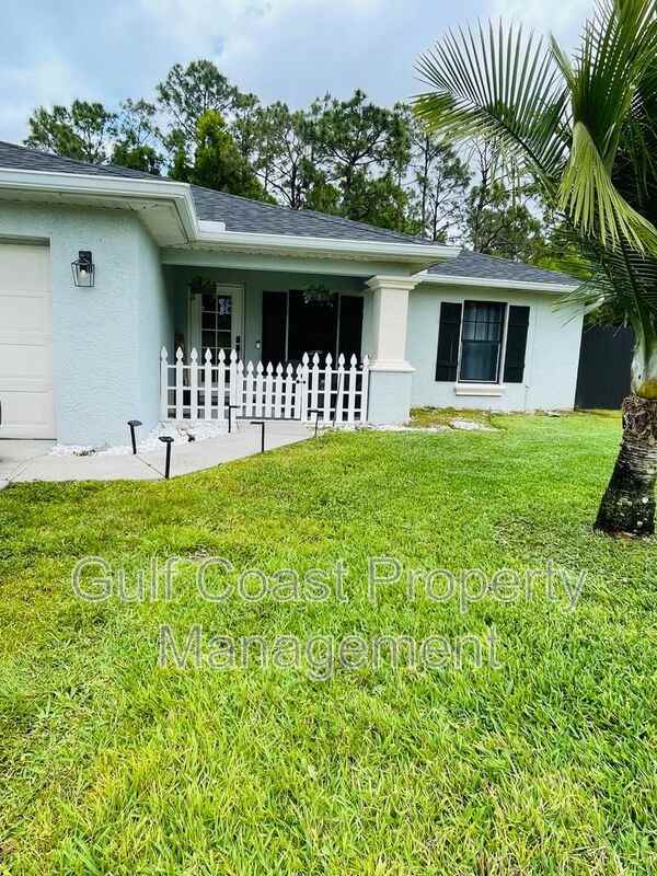 417 Broadmoor St - Photo 5 of 44