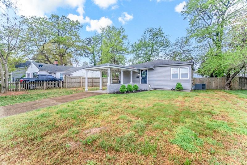 8105 Simons Dr - Photo 2 of 22